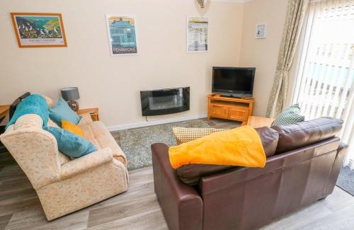 Hundleton Apartment | Cranford Cottage