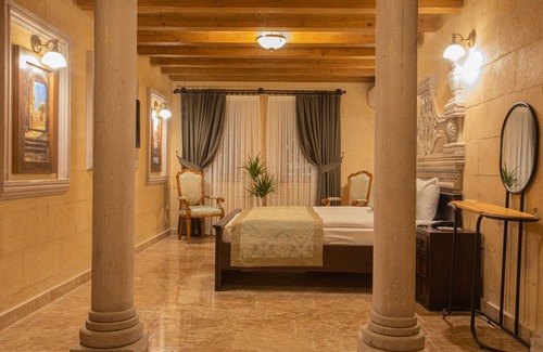 Goreme Hotel | Cratus Stone Palace
