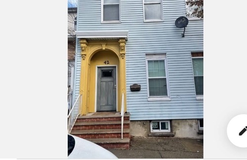 Newark Apartment | Crawford apt #2