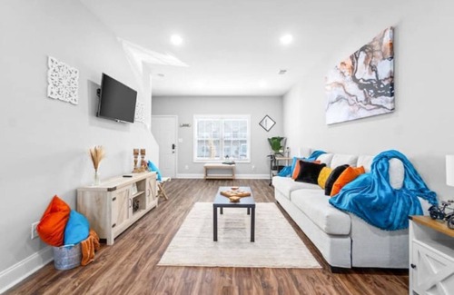 Clarksville House | Crazed Farmhouse Themed Condo