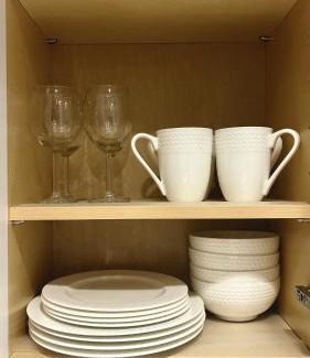 Burnaby Apartment | Creek Side 2-Bedroom Guest Suite