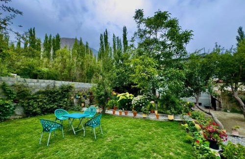 Skardu Bed & Breakfast | Creek Villa Skardu
