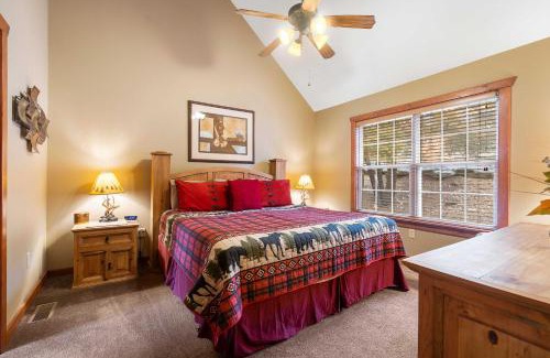 Branson West House | Creekside - 2 BDR Resort Cabin in Epic Location