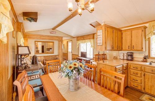 Panguitch House | Creekside Cabin with Deck and Views in Panguitch!