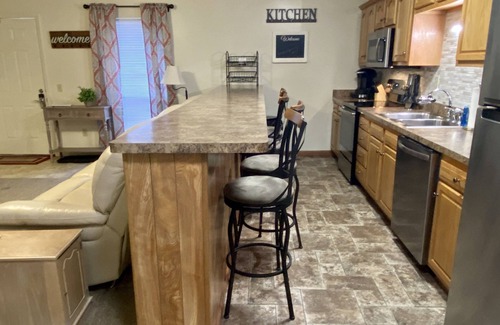 Spring Hill House | Creekside Cottage-House-2 bedroom 1 bath-All one level