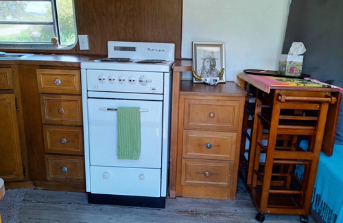 Cedaredge House | Creekside Country Camp Trailer