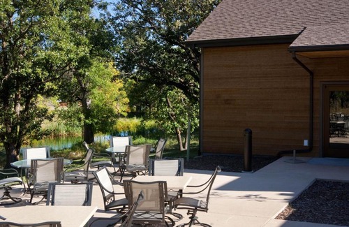 Custer Cabin | Creekside Lodge at Custer State Park Resort