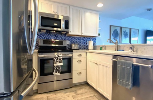 Crescent Beach Condo | Crescent Beach Retreat- Fully updated 2 BR/2BA Direct ocean views in Coquina!