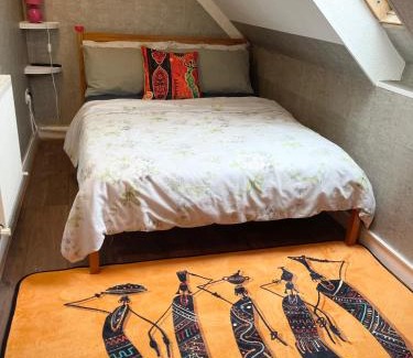 Chadwell Apartment | Crescent Loft Apartment - 1 Bedroom