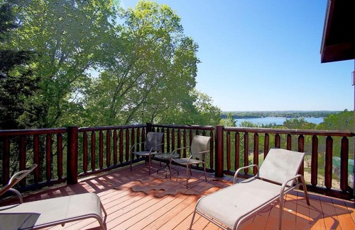 Dandridge House | Cricket Lane Cabin