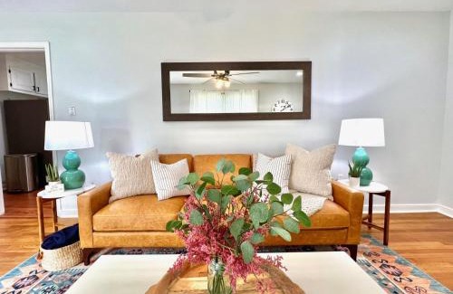 North Chesterfield House | Crieff Cottage Serene Stay With Outdoor Lounge