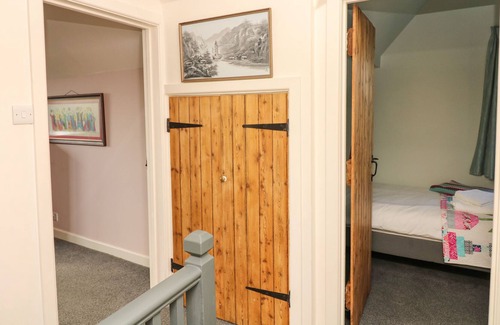 Whimple House | CROCKERNHAYES, pet friendly, character holiday cottage in Whimple