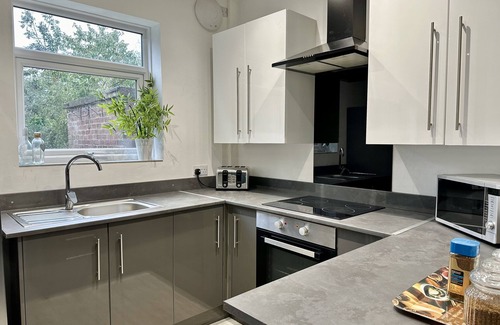 Hull Road House | Crocus House sleeps 5