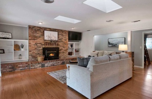 Granite Bay House | Cromwell Lake House