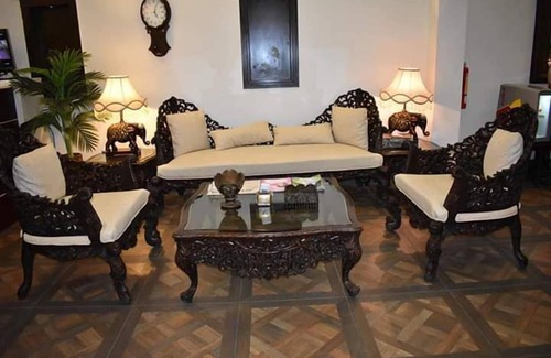 F-6 Sector House | Cross winds