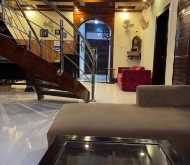 Peshawar House | Crown Castle Peshawar