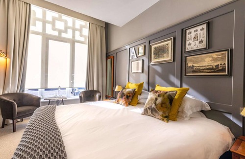 Runnymede Hotel | Crown Hotel