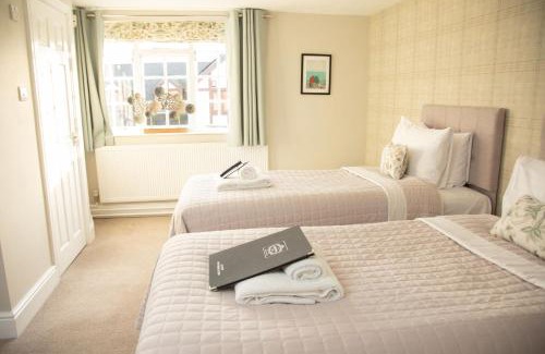 Denstone Hotel | Crown Inn