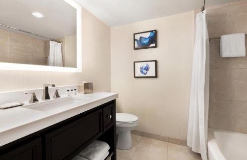 King of Prussia Hotel | Crowne Plaza Hotel Philadelphia - King of Prussia by IHG