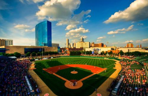 Wholesale District Hotel | Crowne Plaza Indianapolis-Dwtn-Union Stn by IHG