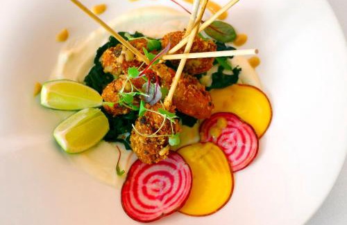 Surbiton Hotel | Crowne Plaza London - Kingston by IHG
