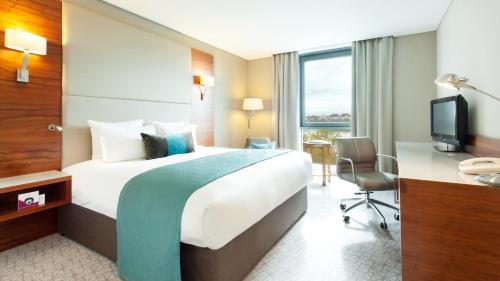 Docklands Hotel | Crowne Plaza London - Docklands by IHG