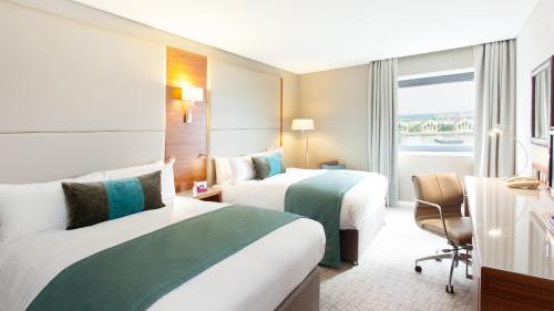 Docklands Hotel | Crowne Plaza London - Docklands by IHG