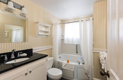 Provincetown Hotel | Crowne Pointe Historic Inn Adults Only