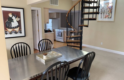 New Bedford Apartment | Crows Nest. Downtown New Bedford Historic District. HARBOR VIEWS!