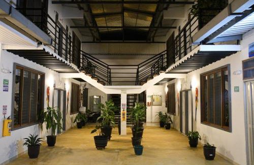 Leticia Hotel | Cruz Roja - Turismo Solimões