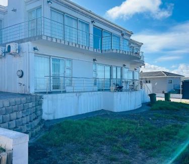 Saldanha Bed & Breakfast | Cryfish Quarters