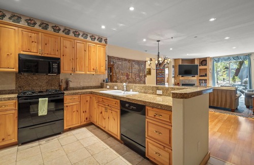 Crystal Bay Condo | Crystal Bay Serenity — Walk to Lake Tahoe Beach, Ski Diamond Peak & NorthStar