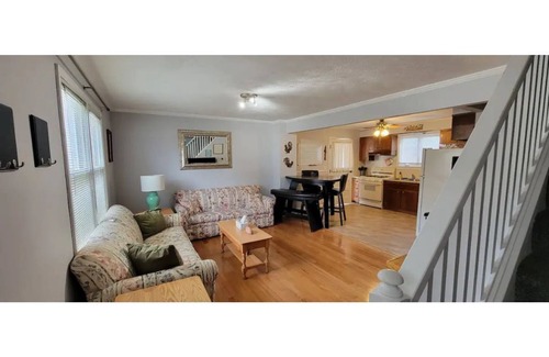 Corning House | Crystal City Family Home - Comfort and Convenience