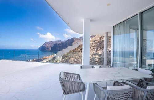 Los Gigantes Apartment | Crystal I Luxury Apartments by Hermosa Rentals