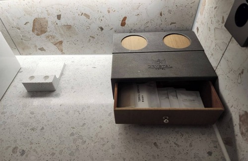 Duryu-dong Hotel | Crystal Hotel