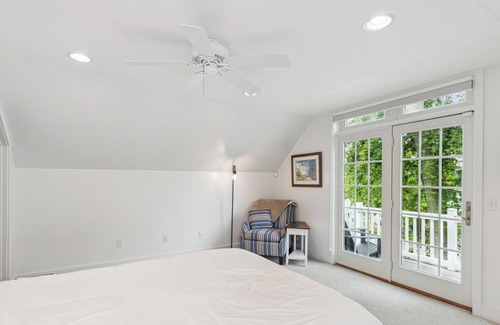Crystal Apartment | Crystal Lake Cozy 2 Bedroom Apartment - Sleeps 4 - Montcalm County