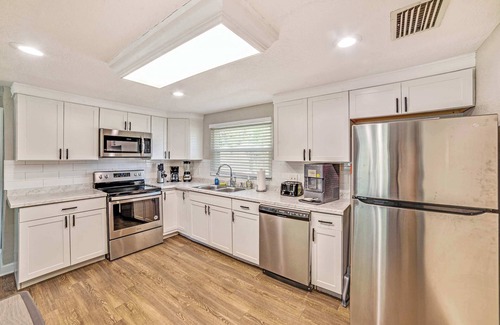 Homosassa Apartment | ‼️Crystal River Resort Haven‼️ Fish Station, BBQ