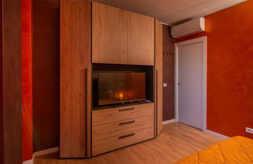 Treviolo Apartment | Crystal Tower M&M