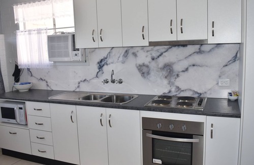 Bargara Apartment | Crystal Waters 7/5 Miller Street Bargara