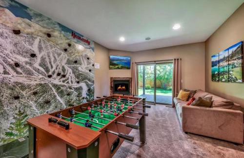 Montgomery Estates House | Cubby Bear at Heavenly Tahoe - Pets