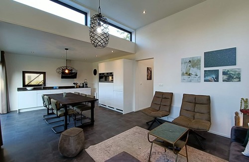 Otterlo House | Cube Elite 6 by Interhome