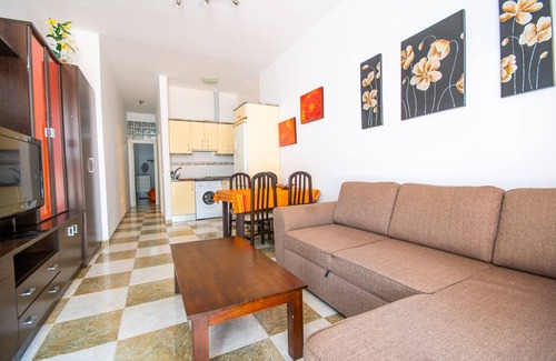 Fuengirola Apartment | Cubo's Apartamento 2 Concha del Mar Fuengirola/Beachfront/air conditioning