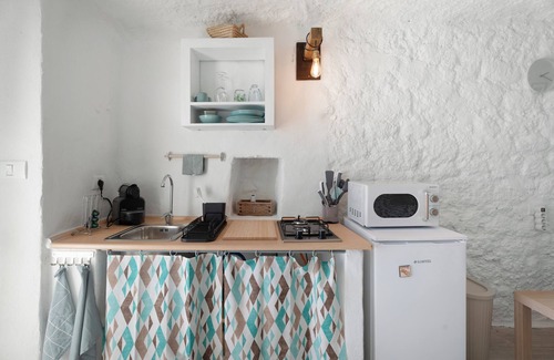 Fasnia Villa | Cuevita Mar Holiday Apartment with Sea View, Shared Pool and Wi-Fi