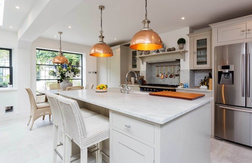 Town House | Curiouser and Curiouser, by Veeve