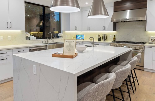 Melrose House | Curson Modern - Modern Beverly Grove Masterpiece