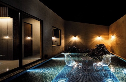 Karatsu House | Curtainless open space BLUE BLACK A luxurious /Karatsu Saga