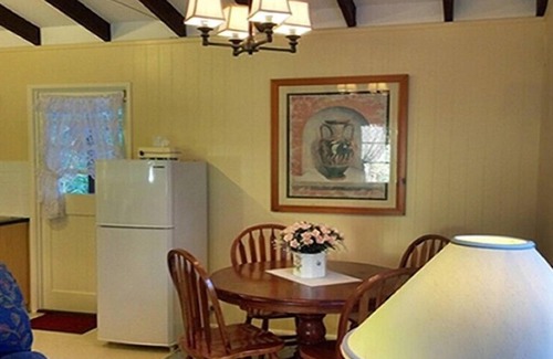 North Tamborine Cottage | Curtis Cottage