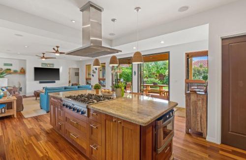 Bayview House | Custom 4br Home Walking Distance to Beach - Alekona Kauai