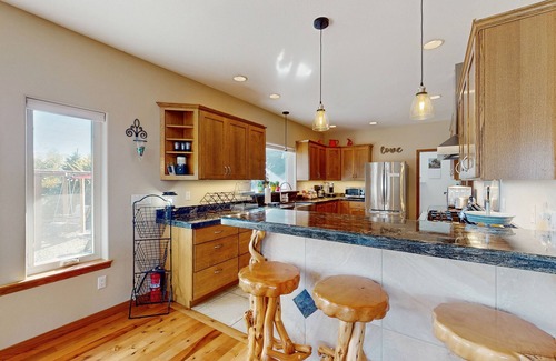 Orick House | Custom home overlooking Redwood Creek Valley - hot tub, furnished deck & firepit