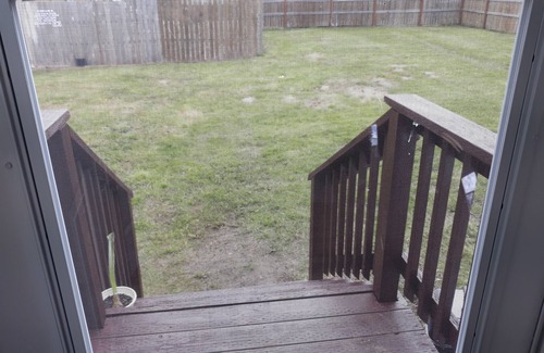 Coos Bay House | Cute 2 bed 1 bath fully furnished, close to shops, restaurant, Ming park.